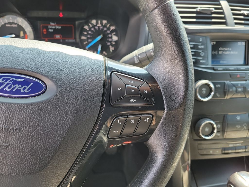 Used 2018 Ford Explorer FWD image 29