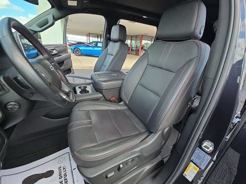 Used 2023 Chevrolet Suburban RST w/ Sport Performance Package AWD/4WD image 37