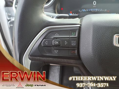 Used 2024 Jeep Grand Cherokee L Limited w/ Black Appearance Package image 18