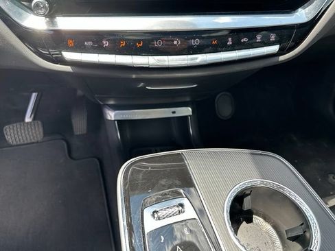 Used 2024 Cadillac Lyriq Luxury AWD/4WD image 26