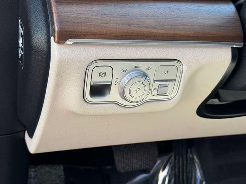 Used 2022 Mercedes-Benz GLE 350 4MATIC image 29