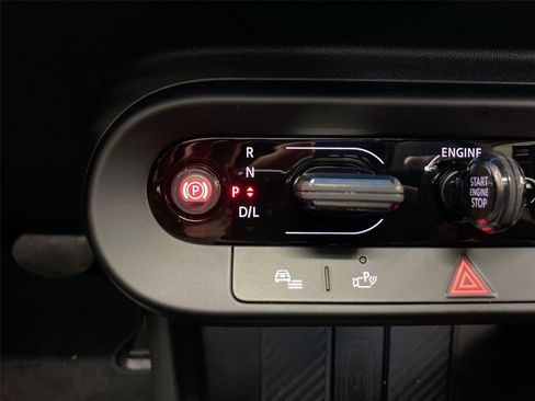 Certified 2025 MINI Cooper S image 26