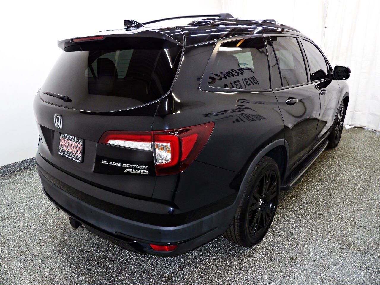 Used 2020 Honda Pilot Black Edition image 6