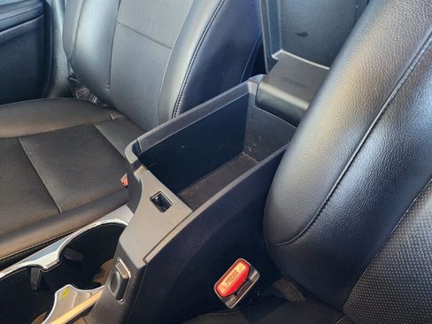 Used 2014 Acura ILX w/ Technology Package image 45