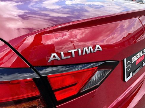New 2026 Nissan Altima 2.5 SV FWD image 13