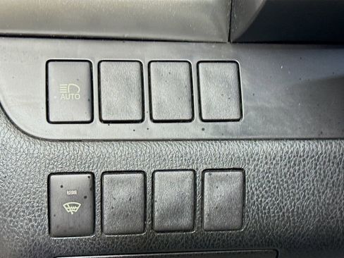 Used 2019 Toyota Highlander LE image 10