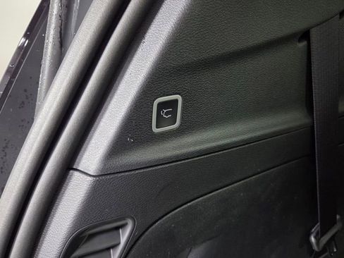 New 2026 Chrysler Pacifica Select FWD image 11