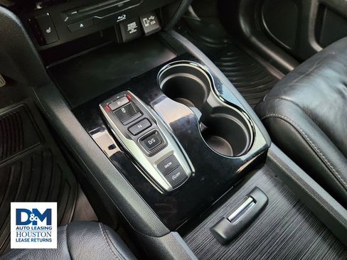 Used 2020 Honda Pilot Touring image 26