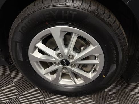Used 2024 Kia Carnival LX FWD image 29