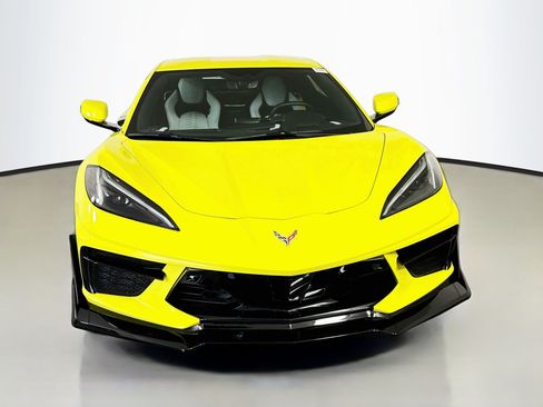 Used 2020 Chevrolet Corvette Stingray Preferred Cpe w/ 2LT Preferred Equipment Group RWD image 2