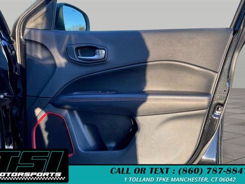 Used 2020 Jeep Compass Trailhawk image 23