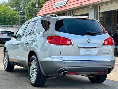 Used 2012 Buick Enclave Leather FWD image 8