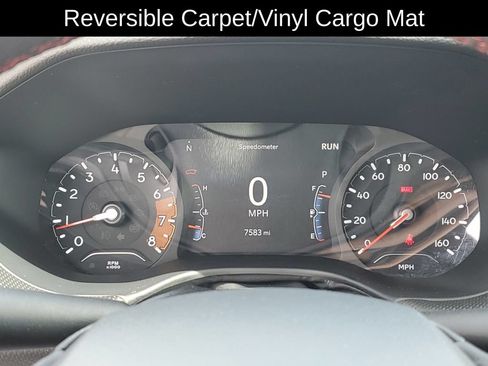 Used 2023 Jeep Compass Trailhawk w/ Trailhawk Convenience Group AWD/4WD image 12