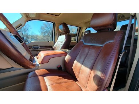 Used 2011 Ford F450 King Ranch w/ King Ranch w/Chrome Pkg image 12
