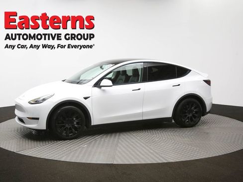 Used 2021 Tesla Model Y Long Range image 55