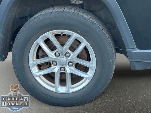 Used 2023 Jeep Grand Cherokee L Laredo w/ Luxury Tech Group I image 10