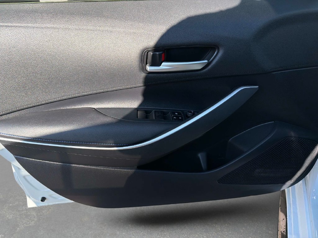 Used 2020 Toyota Corolla SE FWD image 18