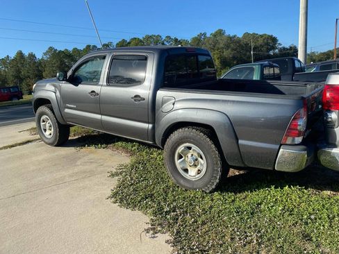 Used 2010 Toyota Tacoma V6 4x4 4dr Double Cab 5.0 ft S image 7