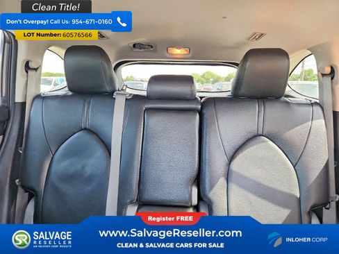 Used 2022 Toyota Highlander LE FWD image 13