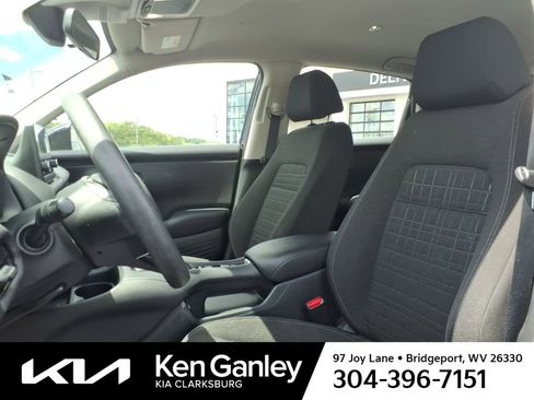 Used 2023 Honda HR-V LX image 11