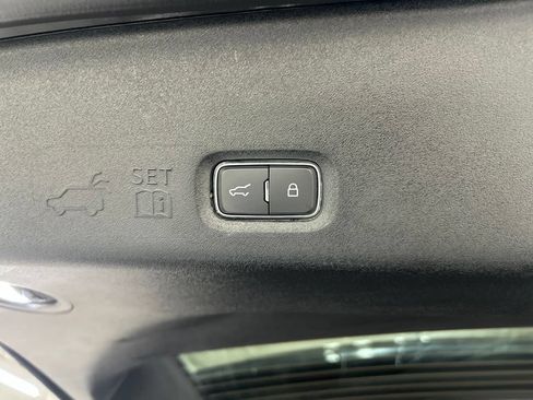 Certified 2026 Lincoln Navigator Reserve AWD/4WD image 35