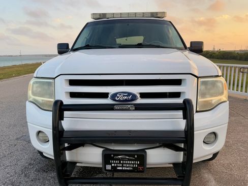 Used 2011 Ford Expedition EL XL image 2