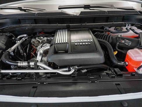 New 2026 Chevrolet Suburban Premier w/ Sun And Tow Package RWD image 25