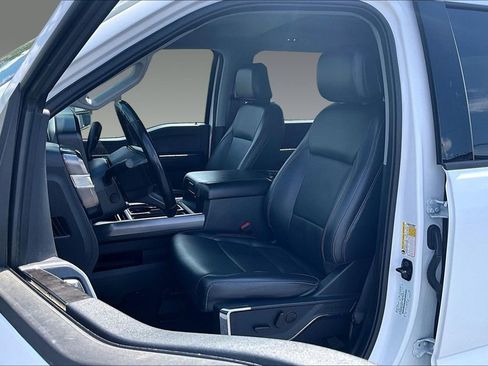 Used 2024 Ford F250 Lariat AWD/4WD image 14