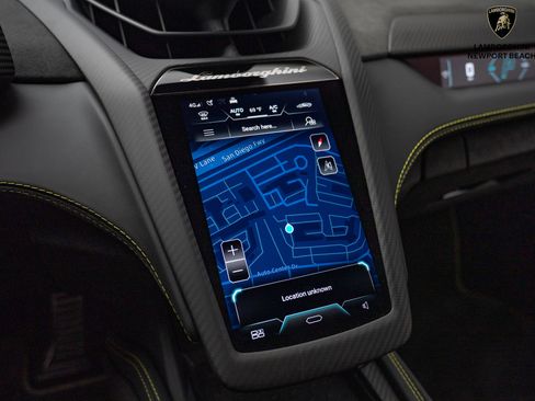 Used 2024 Lamborghini Revuelto image 36