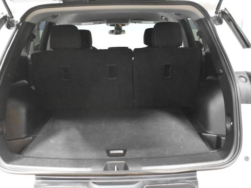 Used 2025 Chevrolet Blazer LT AWD/4WD image 26