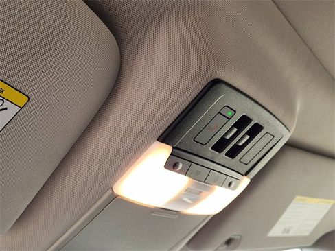 Used 2022 Nissan Pathfinder Platinum w/ Lighting Package (N92) image 26