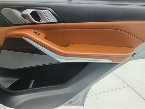 Used 2024 BMW X5 M60i image 28