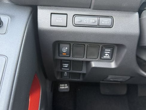 Used 2025 Nissan Frontier Pro-X w/ Pro Convenience Package RWD image 15
