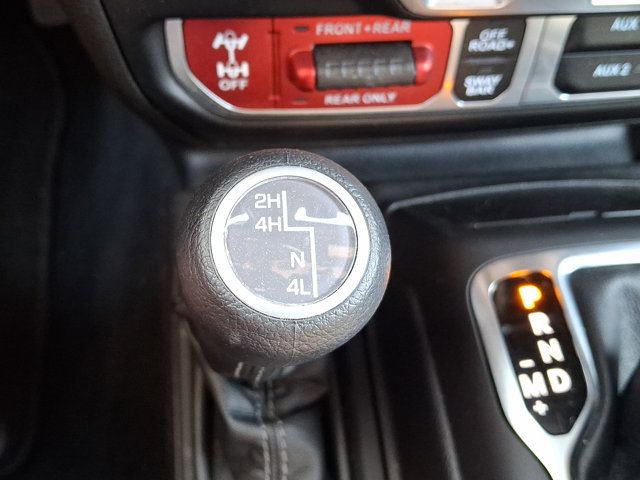 Used 2026 Jeep Gladiator Rubicon AWD/4WD image 25