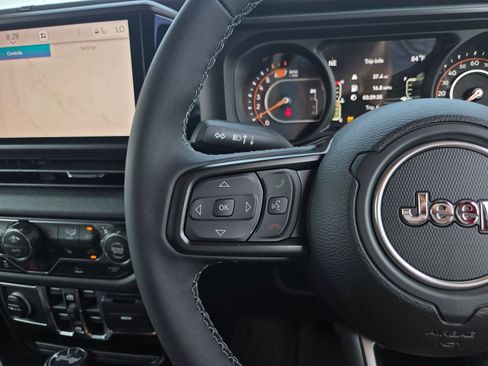 New 2026 Jeep Wrangler Unlimited Sport w/ Convenience Group AWD/4WD image 18