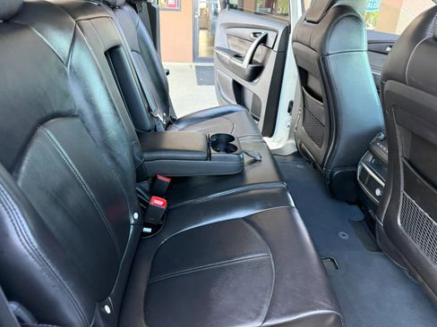 Used 2007 GMC Acadia SLT w/ Trailering Package image 22