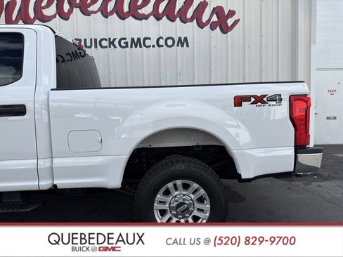 Used 2019 Ford F250 XLT w/ FX4 Off-Road Package image 2