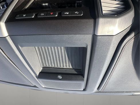 Used 2018 Ford F150 Platinum w/ Equipment Group 701A Luxury AWD/4WD image 30