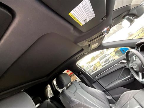 Used 2022 Audi Q3 2.0T Premium Plus image 12