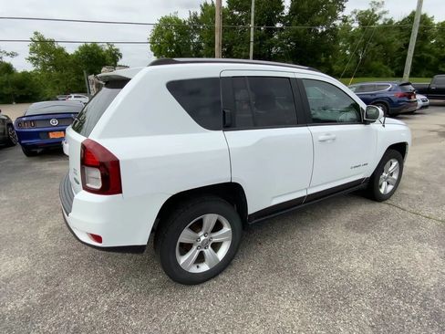 Used 2017 Jeep Compass Latitude AWD/4WD image 8
