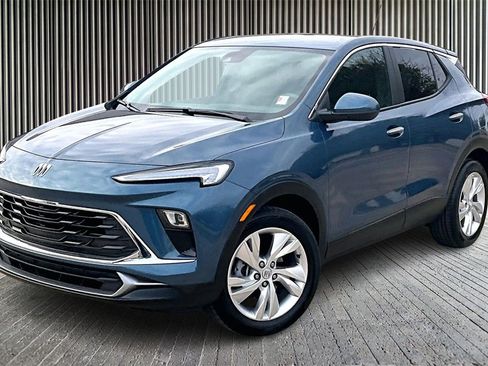 Used 2025 Buick Encore GX Preferred image 11