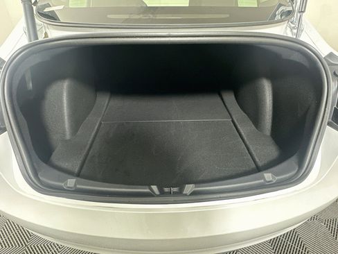 Used 2023 Tesla Model 3 Standard Range RWD image 28