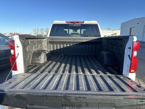 Used 2024 Chevrolet Silverado 1500 ZR2 image 27