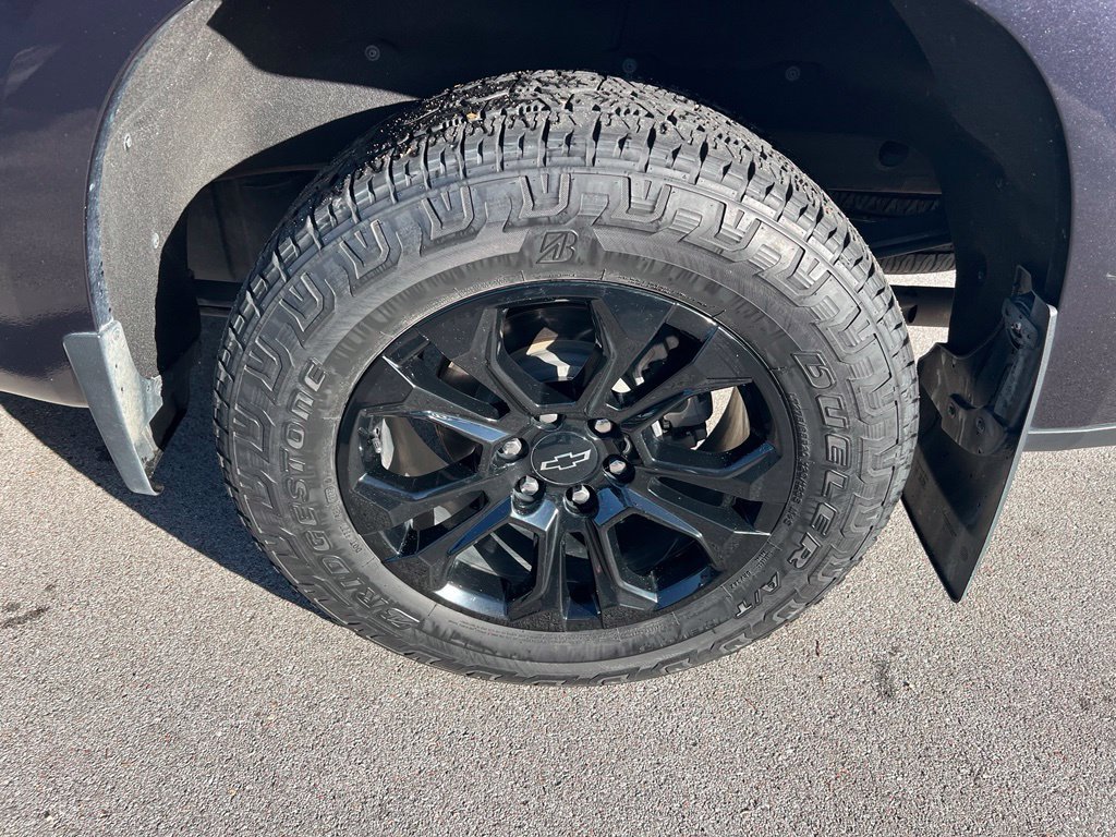 Used 2023 Chevrolet Silverado 1500 LTZ w/ LTZ Premium Package AWD/4WD image 14