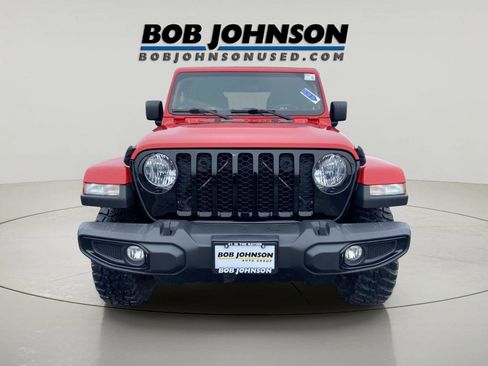Used 2022 Jeep Gladiator Willys image 5