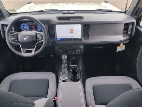 New 2025 Ford Bronco 4-Door image 14