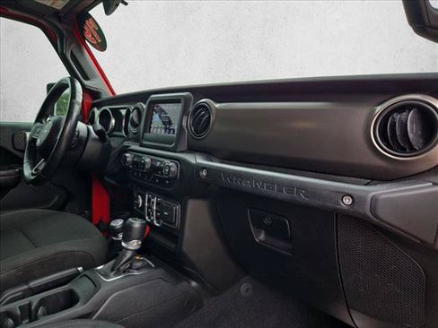 Used 2019 Jeep Wrangler Unlimited Sport S AWD/4WD image 22