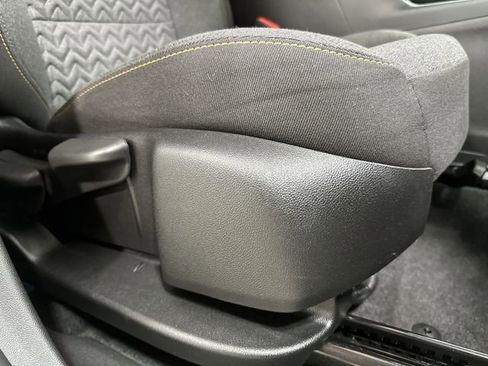 Used 2024 Chevrolet Equinox LT AWD/4WD image 28