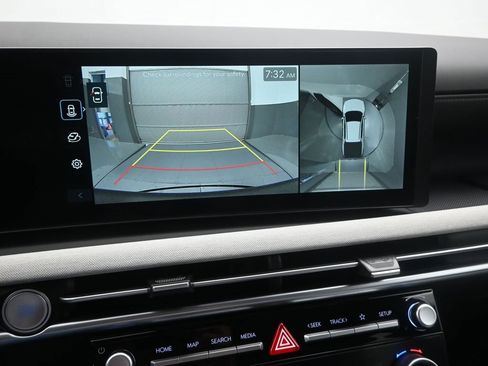 Used 2025 Hyundai Santa Cruz Limited image 13