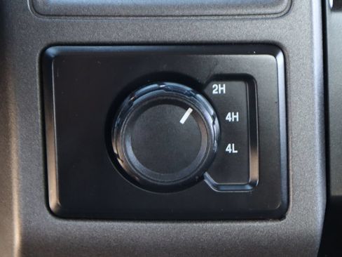 Used 2020 Ford F550 4x4 Regular Cab Super Duty image 37